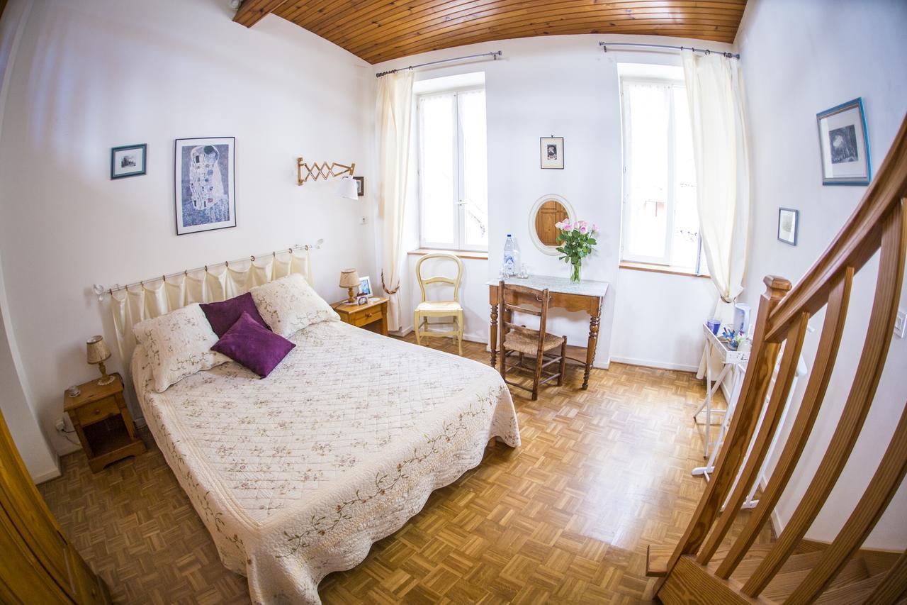 Bed and Breakfast L'Arche Des Chapeliers Foix Esterno foto